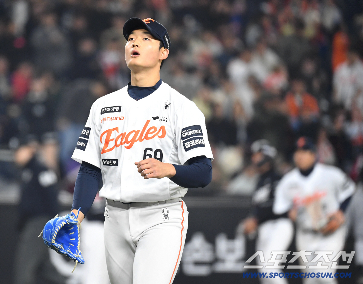 2일 대전 한화생명볼파크에서 열린 한화와 KT의 경기. 9회 무실점 투구를 마친 한화 강건우. 대전=송정헌 기자songs@sportschosun.com/2026.04.02/