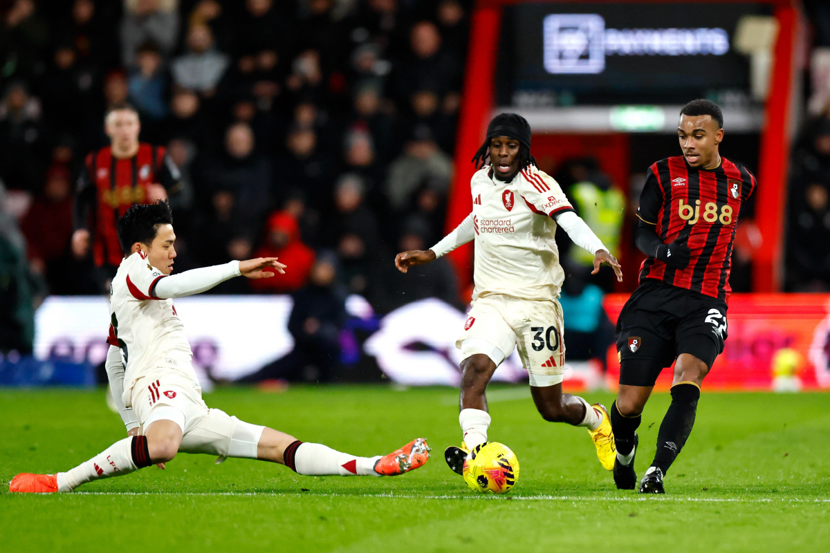 '아시아 최강' 일본 초대형 환호! '인대 완전 파열' 캡틴 월드컵 출전 가능 "5월 31일까지 복귀 계획, 대회서 뛰고 싶다"