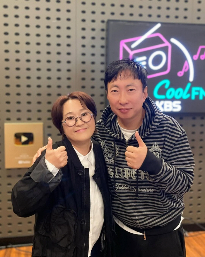 김은희, ♥장항준 '왕사남' 대박에 달라졌다..."이제 오빠 카드 줘"