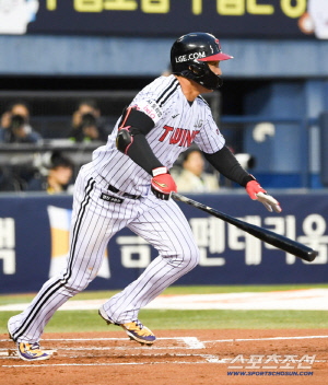 오지환 이틀연속 선발제외. 1점차 승리 라인업 오늘 똑같이. 치리노스-알칸타라 시즌 첫승은 누가?[고척 현장]