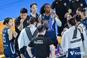 '벼랑 끝' 도로공사, 더이상 패배는 없어야 한다…사령탑의 한숨, 