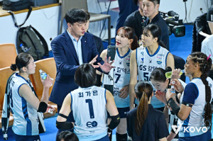 3경기 중 1승만 하면 된다…'투혼'에 감탄한 사령탑, 