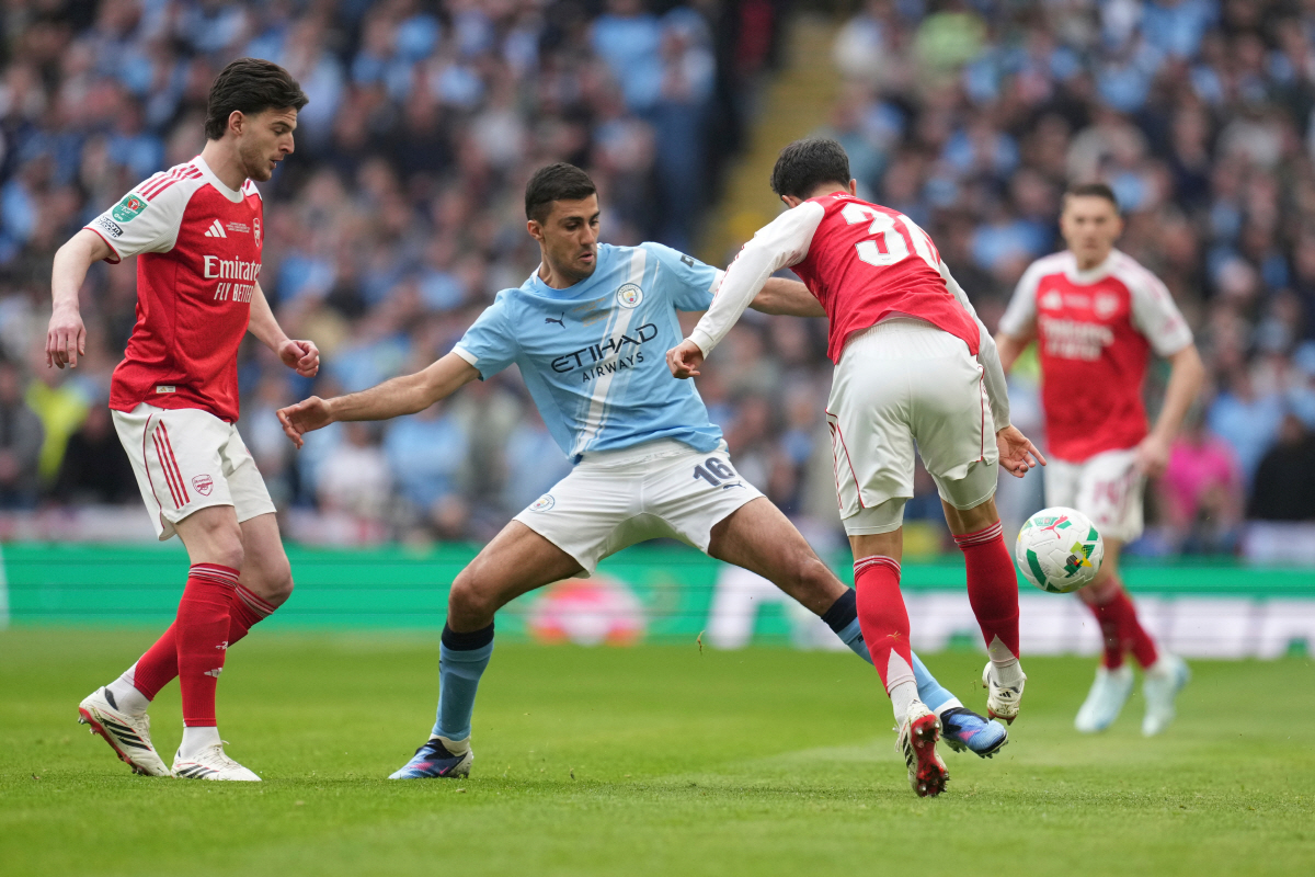 "로드리 본인피셜 레알行? 맨시티는 그를 원하고 남을 것" 과르디올라의 전지적 감독 시점