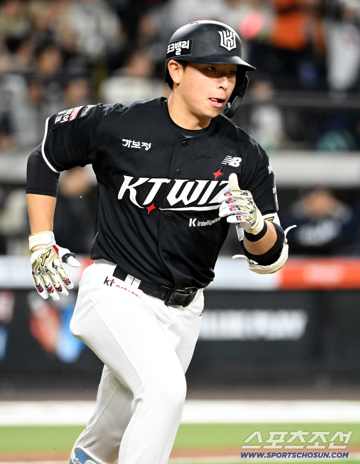 31일 대전한화생명볼파크에서 열린 KT와 한화의 경기. 4회초 무사 1루 KT 이강민이 안타를 치고 있다. 대전=허상욱 기자wook@sportschosun.com/2026.03.31/