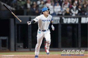 "도대체 몇 개를 친 건가. 무서울 정도다" 개막전부터 '8경기-20홈런' 신기록, 감독도 놀란 경이적인 파워[민창기의 일본야구]