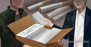 합판 속 '심지박기' 수법 24억원 국산 담배 밀수 형제 징역 1년
