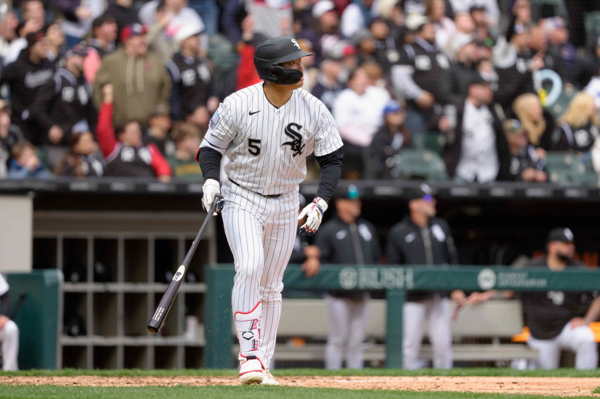CHICAGO, ILLINOIS - APRIL 4: Munetaka Murakami #5 of the Chicago White Sox celebrates a two-run home run in the bottom of the sixth inning of a game against the Toronto Blue Jays at Rate Field on April 4, 2026 in Chicago, Illinois. Matt Dirksen/Getty Images/AFP (Photo by Matt Dirksen / GETTY IMAGES NORTH AMERICA / Getty Images via AFP)