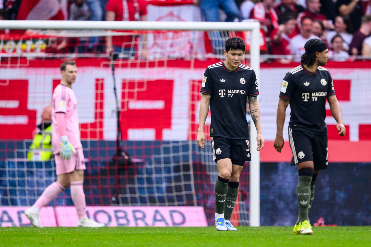 'A매치 후유증 없었다' 복귀하자마자 '프라이부르크전 선발→87분 활약' 김민재, 팀내 네번째 평점 '맹활약'...바이에른, 0-2→'추가시간 두 골' 3-2 대역전승