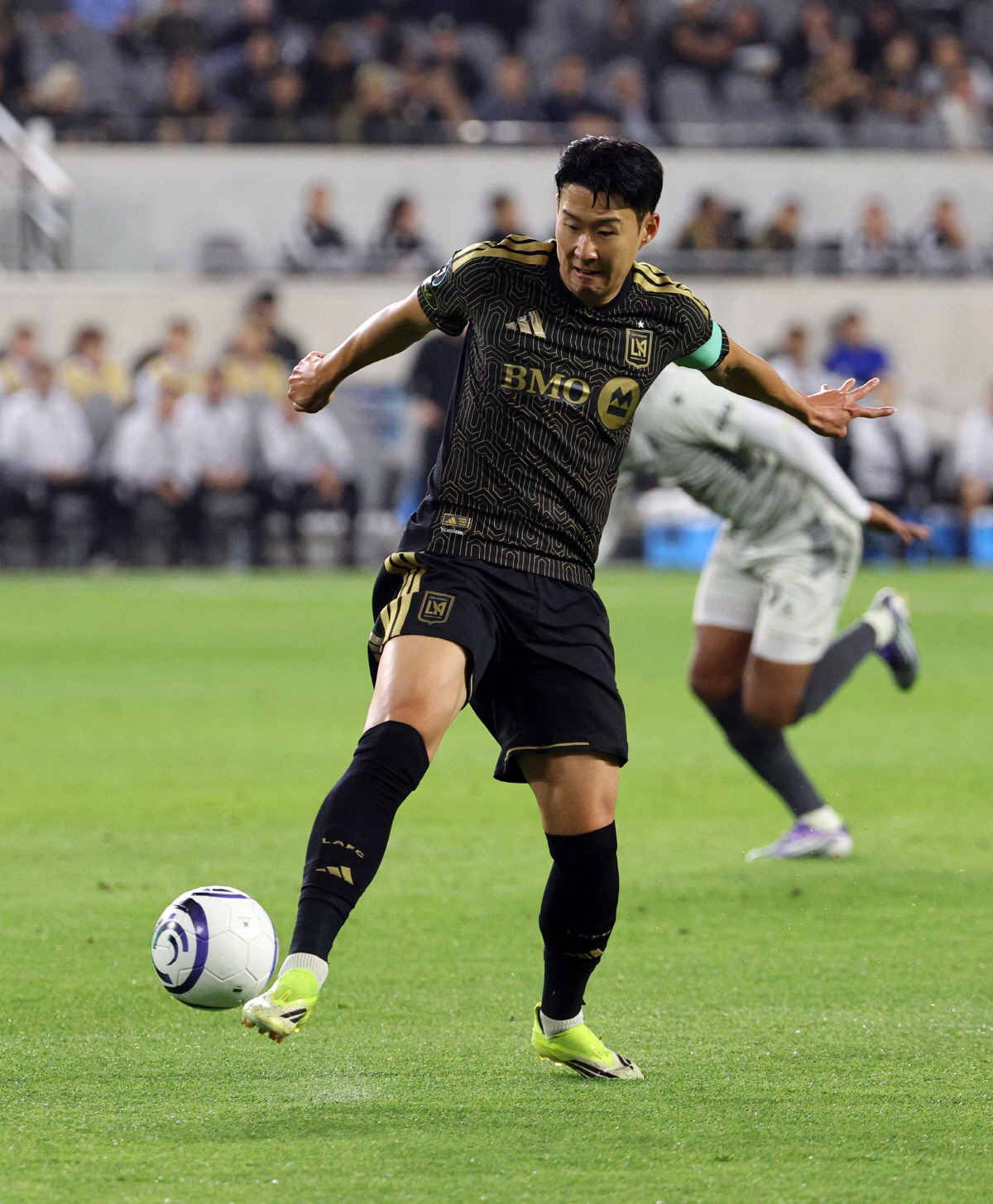 LOS ANGELES, CALIFORNIA - FEBRUARY 24: Son Heung-Min #7 of the Los Angeles Football Club controls the ball against Real Espana during the first half of CONCACAF Champions Cup 2026 at BMO Stadium on February 24, 2026 in Los Angeles, California. Kevork Djansezian/Getty Images/AFP (Photo by KEVORK DJANSEZIAN / GETTY IMAGES NORTH AMERICA / Getty Images via AFP)