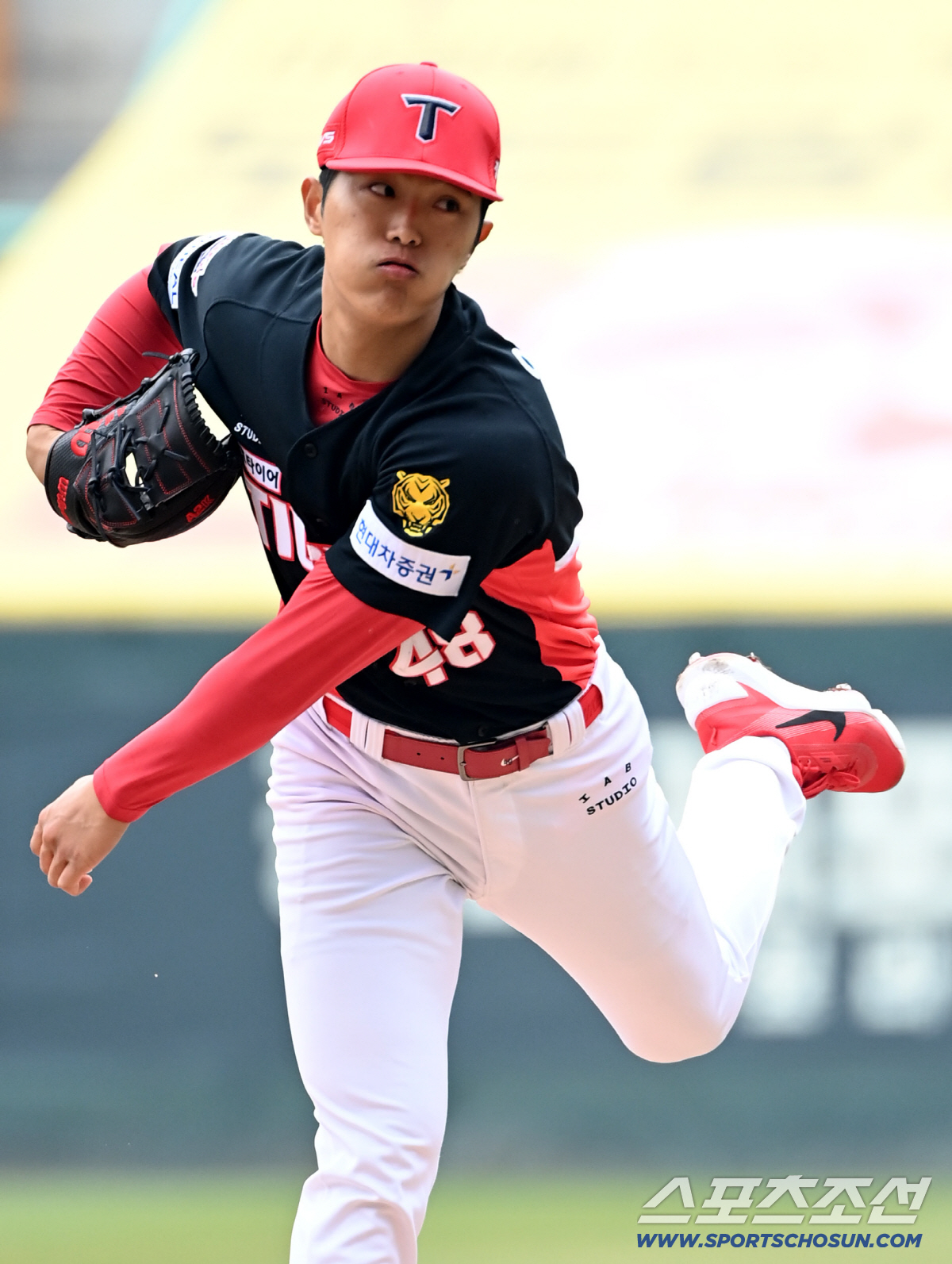 29일 인천SSG랜더스필드에서 열린 KIA와 SSG의 경기, KIA 선발투수 이의리가 역투하고 있다. 인천=허상욱 기자wook@sportschosun.com/2026.03.29/