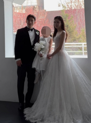 28기 옥순, ♥영호와 5월 재혼...딸과 웨딩 화보 촬영 