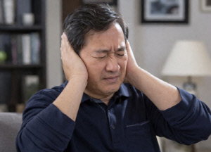 이웃에 '귀신 이야기' 10시간 틀어 경악…소음 기준 이하