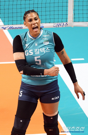 절뚝이면서도 해결했다…투혼의 6G 218득점, 실바 외에는 MVP 이름 없었다 [GS칼텍스 우승]