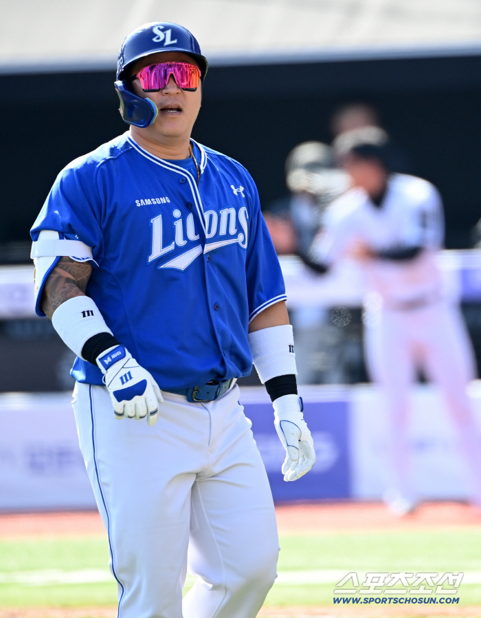 "몇년 더 뛸 것 같은데" 42세 최형우-38세 김현수, 도대체 언제까지? 롱런의 비결 → 엇갈린 희비 [수원포커스]