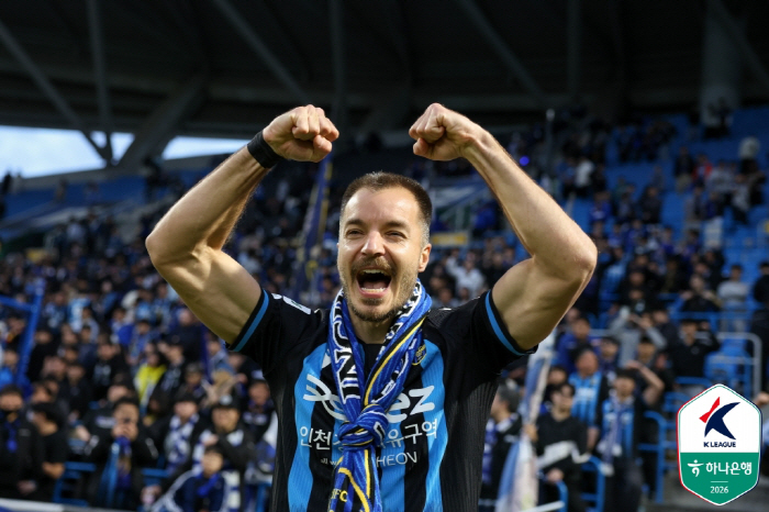 [현장인터뷰]'쾌조의 2연승' 윤정환식 극찬, '멀티골' 무고사에 "날이 선선해서 그런지 잘 뛰네요"