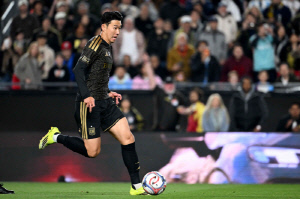 'AAAA급!' 누가 꺾였대? 'MLS 역사상 첫 전반 4도움' 손흥민의 원맨쇼 '클래스는 영원하다'...LA FC 감독도 