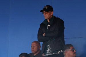 '던딜, 모든 조건에 합의' 지단, 프랑스 A대표팀 감독에 오른다..'데샹의 14년 시대' 북중미월드컵 후 종료