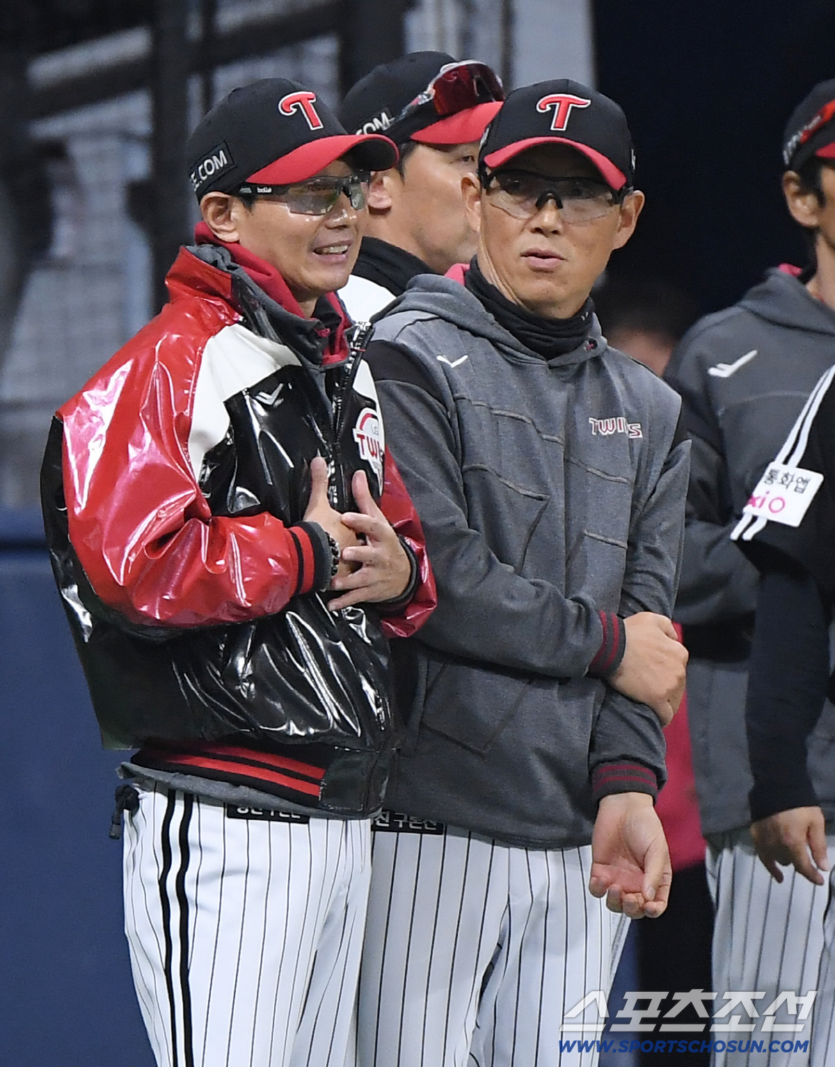 '나 심장 떨어질 뻔했다'