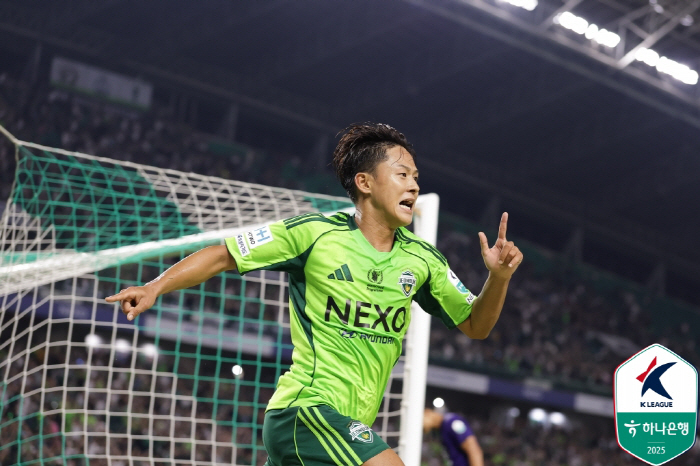 이승우 사진제공=한국프로축구연맹