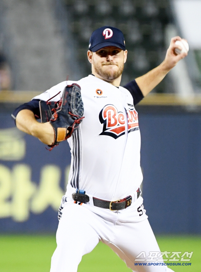17일 잠실구장에서 열린 두산 베어스와 키움 히어로즈의 경기. 두산 콜어빈이 역투하고 있다. 잠실=박재만 기자 pjm@sportschosun.com/2025.09.17/