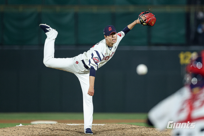 '쓰디쓴 1군 첫 경험' 롯데 1R 루키 결국 2군행…한화 2명, 키움 1명 엔트리 말소