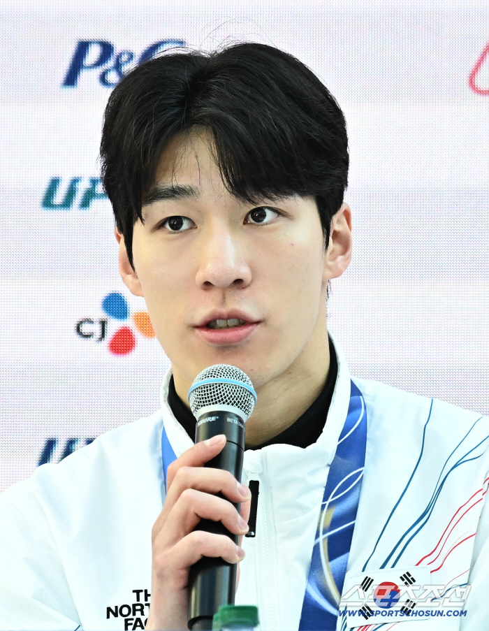 [공식]황대헌 드디어 입장표명 "이성 앞에서 내 바지 벗긴 임효준, 사과는커녕 춤추면서 놀려"…끝까지 화해 못한 아쉬움도 전했다