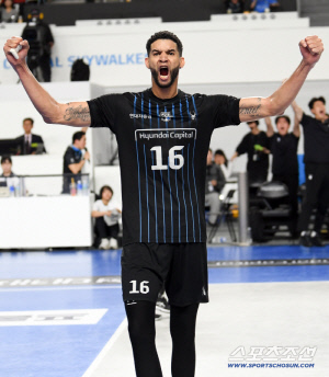 논란의 서브 날린 당사자 레오의 한 마디 