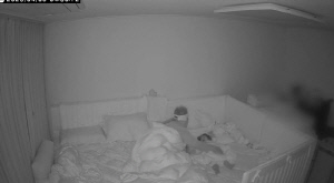 박수홍♥김다예 딸 재이, 1시간 마다 깨서 오열.."아빠만 찾아"