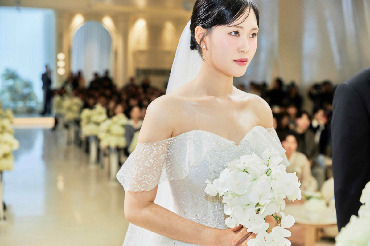 김원훈♥엄지윤, 결혼 하루만 이혼했지만…3천만 원 기부 선언 "새출발 위해" [일문일답]