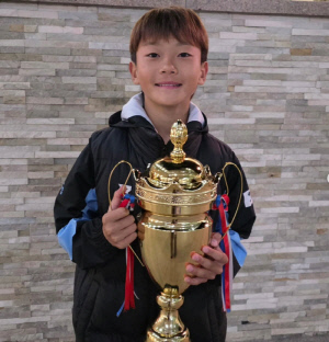 이동국 자식농사 대박...아들 시안, 日서 '대한민국 최초' 우승