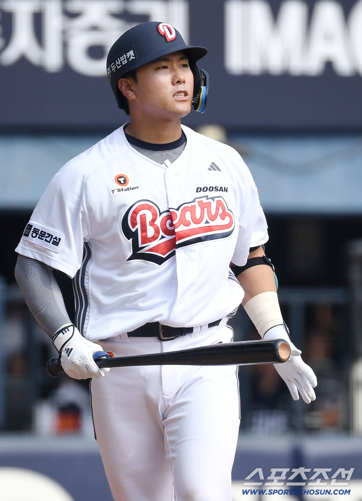 4일 잠실야구장에서 열린 KBO리그 두산과 한화의 경기. 타격하고 있는 두산 윤준호. 잠실=송정헌 기자songs@sportschosun.com/2026.04.04/