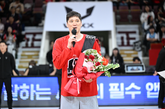 전설적 원클럽맨이 작별한다! 리빙 레전드 함지훈, 현대모비스 18시즌  전설 마무리. 8일 울산 마지막 은퇴식 