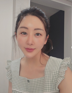 '박군♥' 한영, 얼굴 확 달라졌다...리프팅 효과 '깜짝'