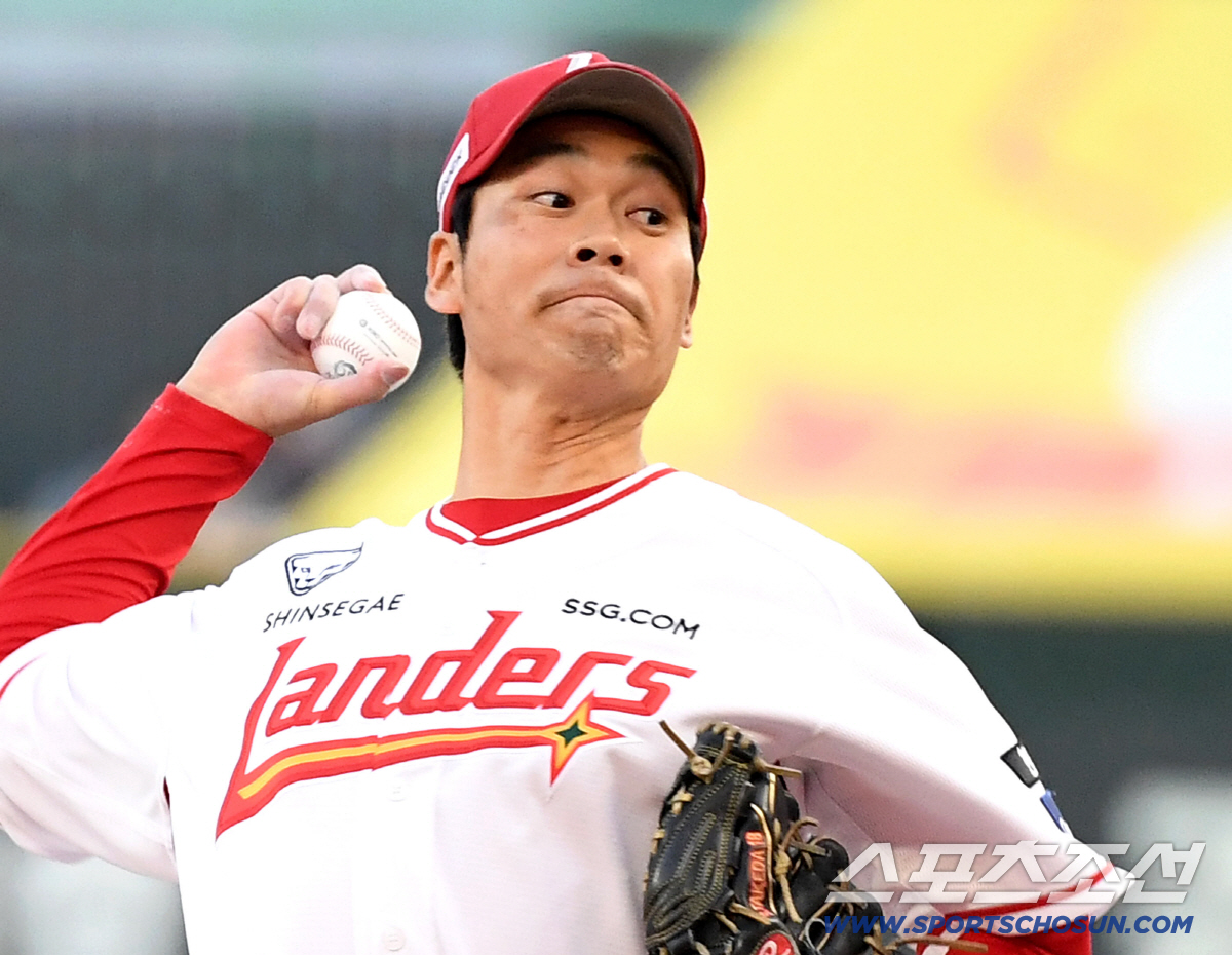7일 인천 SSG랜더스필드에서 열린 SSG와 한화의 경기. 선발 투구하고 있는 SSG 타케다. 인천=송정헌 기자songs@sportschosun.com/2026.04.07/