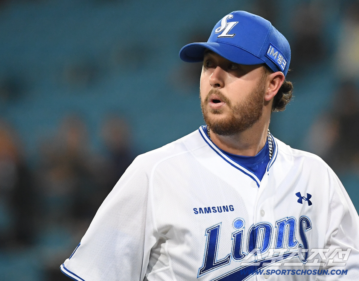 31일 대구 삼성라이온즈파크에서 열린 삼성과 두산의 경기. 4회초 2사 2루. 강판 당하는 삼성 오러클린. 대구=송정헌 기자songs@sportschosun.com/2026.03.31/