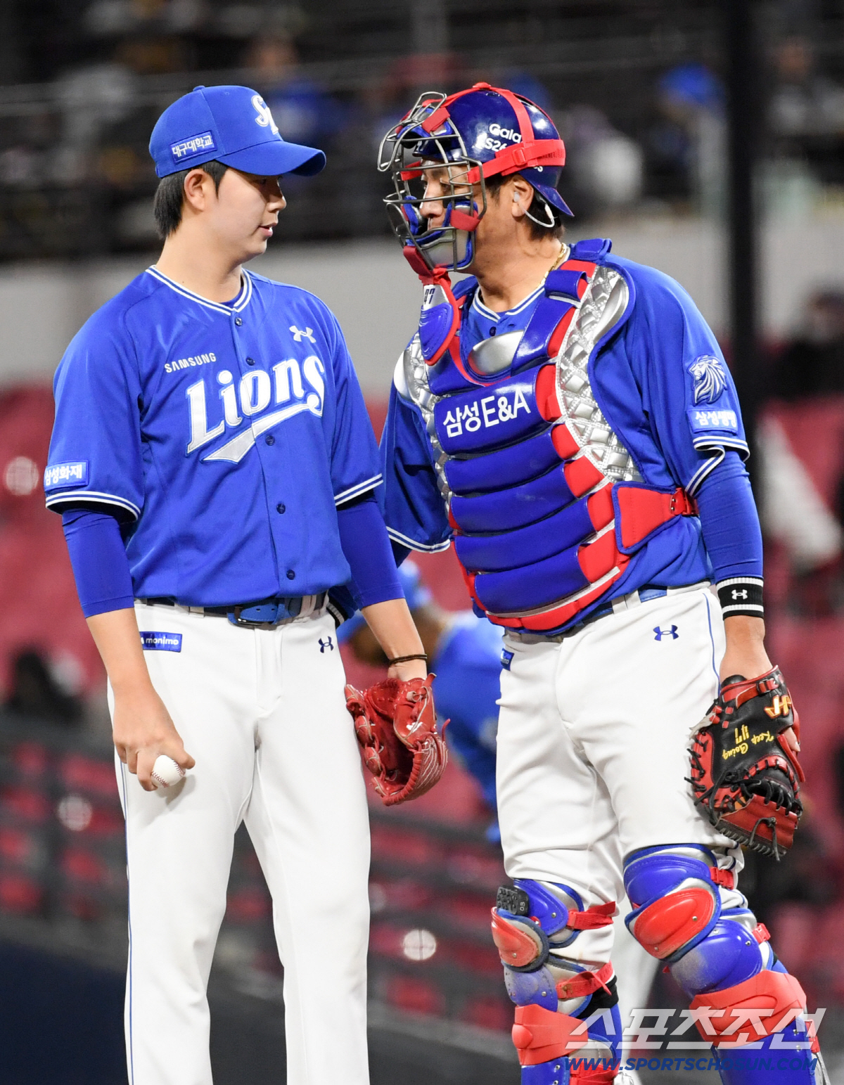 7일 광주 기아챔피언스필드에서 열린 KIA와 삼성의 경기. 삼성 장찬희, 강민호가 숨을 고르고 있다. 광주=박재만 기자 pjm@sportschosun.com/2026.04.07/