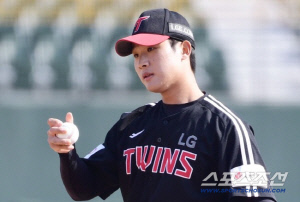 "우린 타격의 팀인데..." 충격의 득점 7위. 이게 LG라고? 세이브 1위, 홀드 1위. 2점차도 겁 안난다[SC포커스]