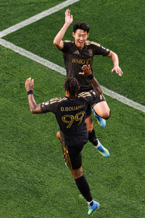 'MLS 첫 전반 4도움' 부활한 손흥민, 이번엔 북중미 사냥 나선다...'디펜딩 챔프' 크루스 아술전 '손톱' 선발 출격[라인업]