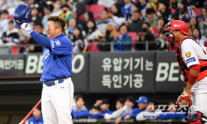 "봐준게" 볼넷 2개였나? 낭만의 '최형우 더비' 과연 어땠길래, 대투수 유혹에 장군 모드→야수 돌변[광주현장]