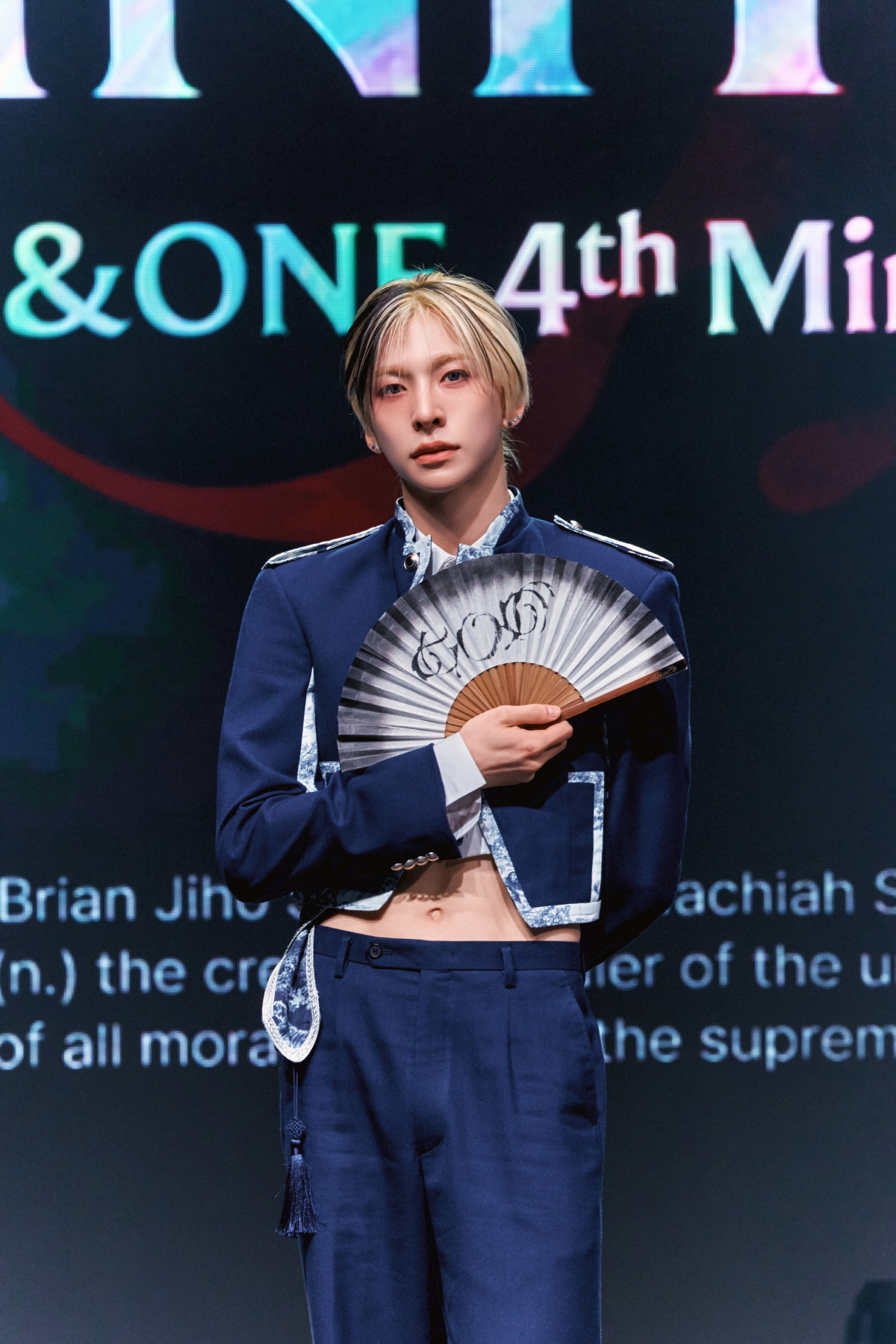 "韓 문화 알린다"…앰퍼샌드원, 간절한 기도 'GOD'[SC현장]