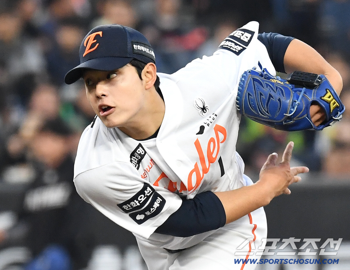 2일 대전 한화생명볼파크에서 열린 한화와 KT의 경기. 선발 투구하고 있는 한화 문동주. 대전=송정헌 기자songs@sportschosun.com/2026.04.02/