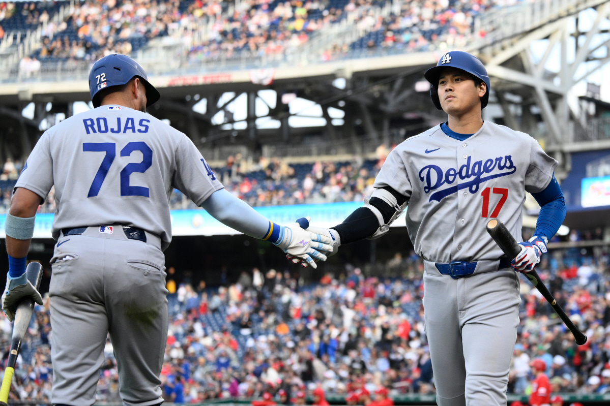 '김혜성 경쟁자' 갑작스런 부고에도 하루만 로스터 복귀…"아버지는 내가 야구하는 것을 원한다"