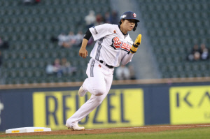 팀 타율 1위를 '2년 차'가 하고 있다니…"바뀐 응원가? 있다는 자체가 감사하죠"