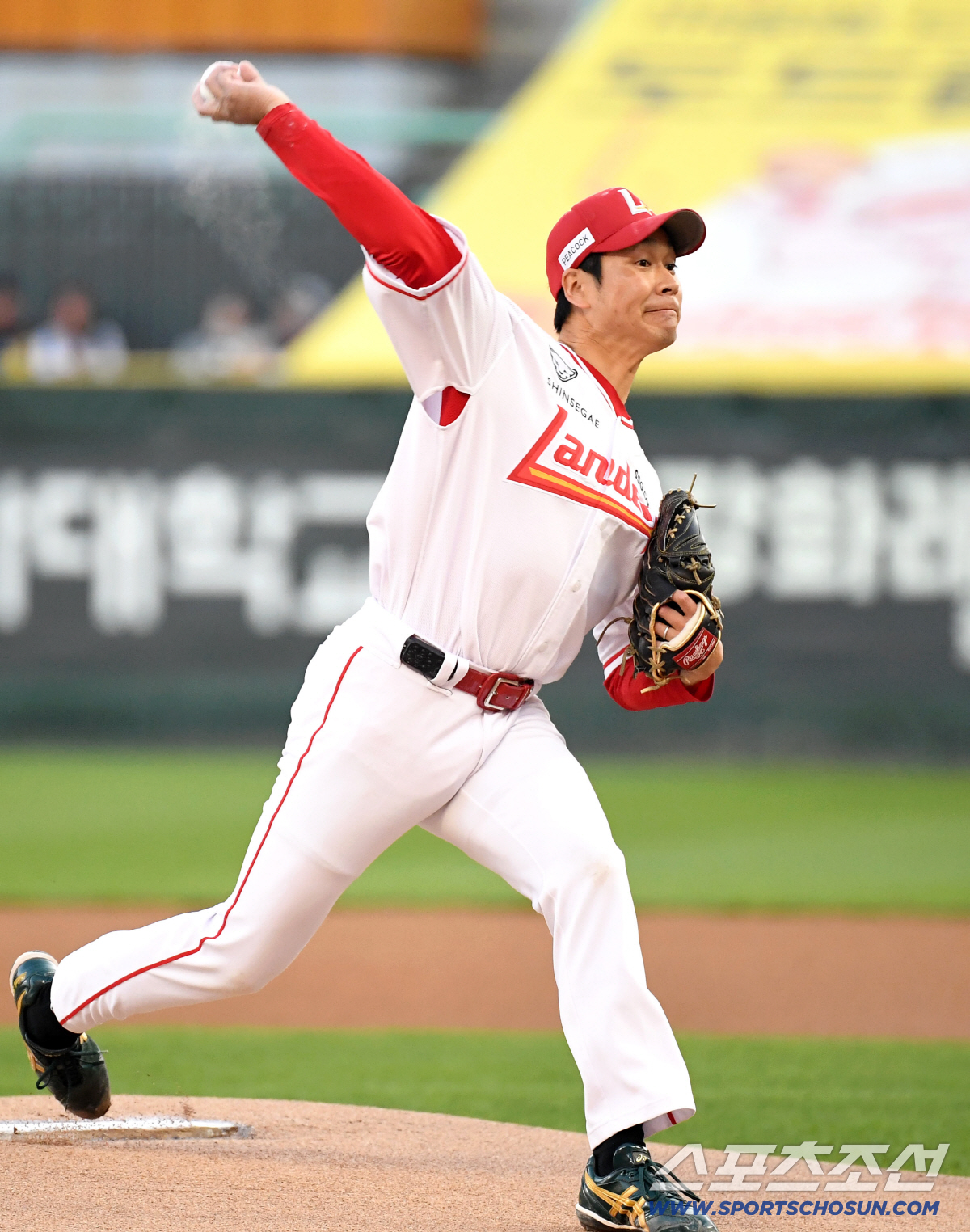 7일 인천 SSG랜더스필드에서 열린 SSG와 한화의 경기. 선발 투구하고 있는 SSG 타케다. 인천=송정헌 기자 songs@sportschosun.com/2026.04.07/