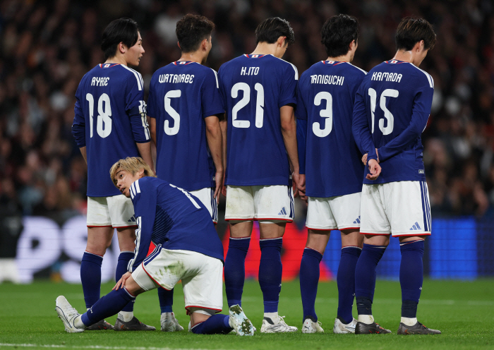 "대충격" 日 조별리그 선두 경쟁 후보, FIFA 랭킹 7위에도 "일본이 우리보다 위"→"3위하면 다행" 충격 전망 공개