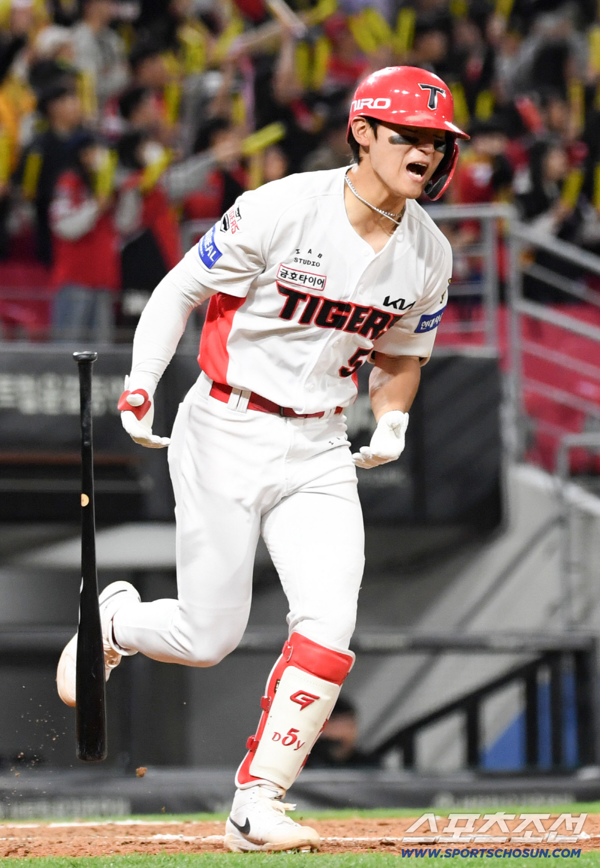 시즌 초반 답답했던 분위기를 한방에 바꾼 순간이었다.