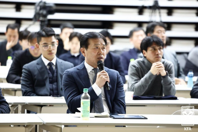 대망신! '中도 3명이나 가는데' 북중미월드컵에도 한국 심판 없다...경기수 늘었지만 4개 대회 연속 '0명'+VAR 조차 '전무'[오피셜]