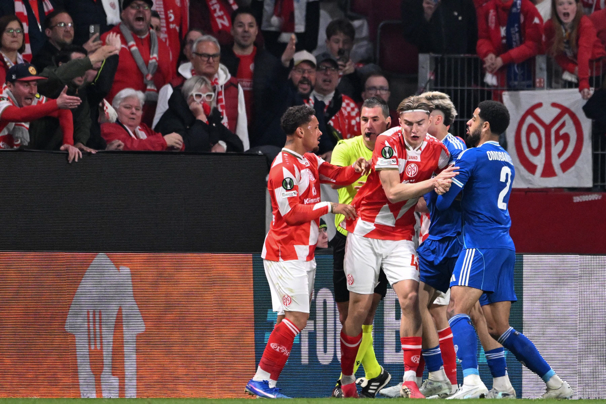 불행 중 다행! '언성히어로' 이재성, 왼 엄지발가락 부상으로 UECL 결장→다행히 큰 부상 아냐...마인츠, 스트라스에 2-0 완승 '4강 보인다'