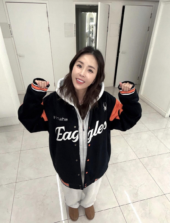 신지, 11kg 뺐다더니..'45kg 뼈말라' 못 알아보게 예뻐진 얼굴