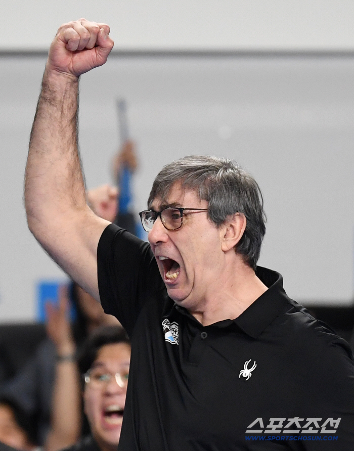 하나도 안 미안합니다! 대립각 유지한 외국인 감독 "아 돈 케어" → 연맹 강력한 유감 표명했지만 대응 NO [인천 현장]